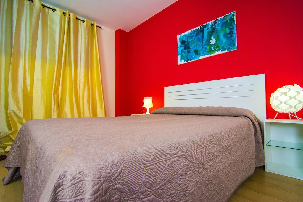 Apartamentos 16:9 Playa Suites Almería Kültér fotó